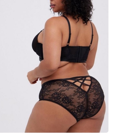 TORRID NWT Strappy Rhinestone Lace Underwire Bralette and Matching Cheeky Panty - Picture 5 of 10